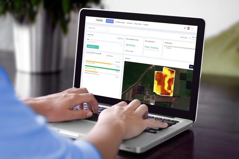 Read more about the article What You Need to Know When Choosing Farm Management Software