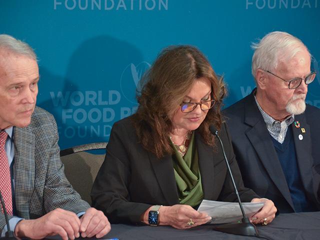 Read more about the article Laureates Issue Wake-Up Call Over Tipping Global Food Needs – Farming First